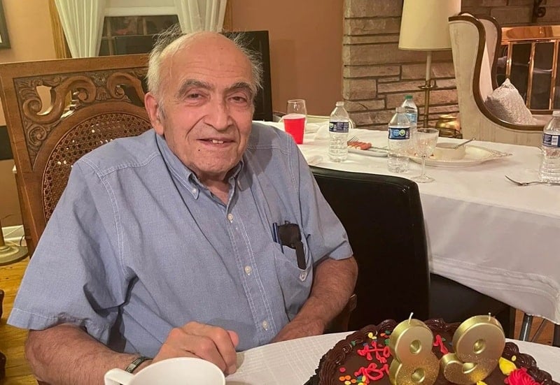 Meet Anastasios Vasilatos: The Greek-American Who Invented SMS in 1970