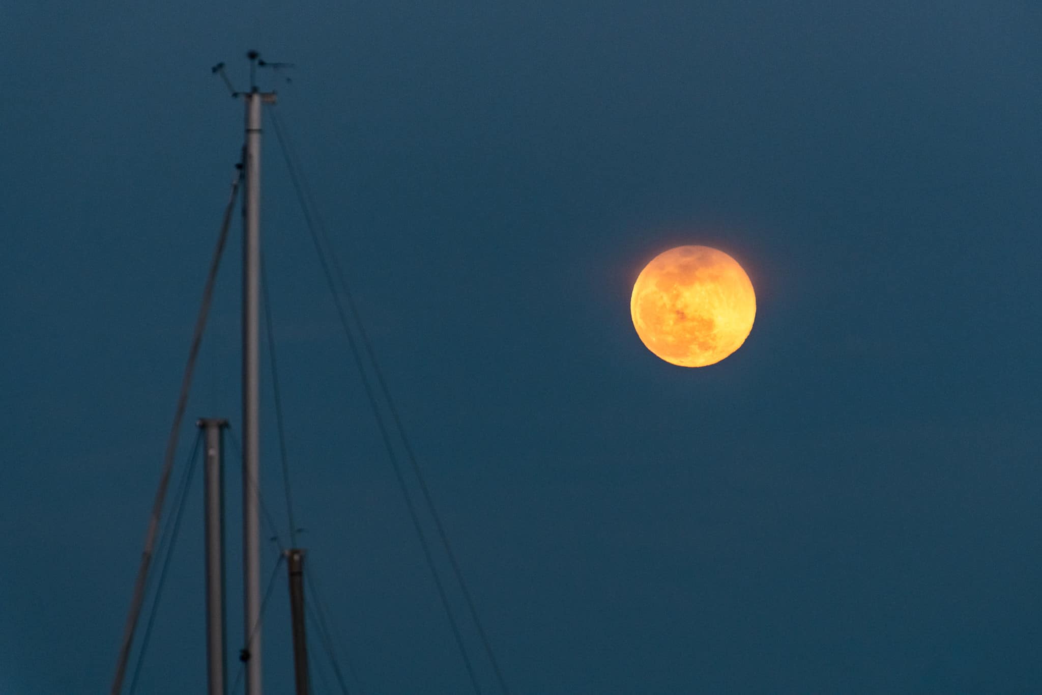 April’s Pink Full Moon May Affect Mood and Sleep, Study Finds