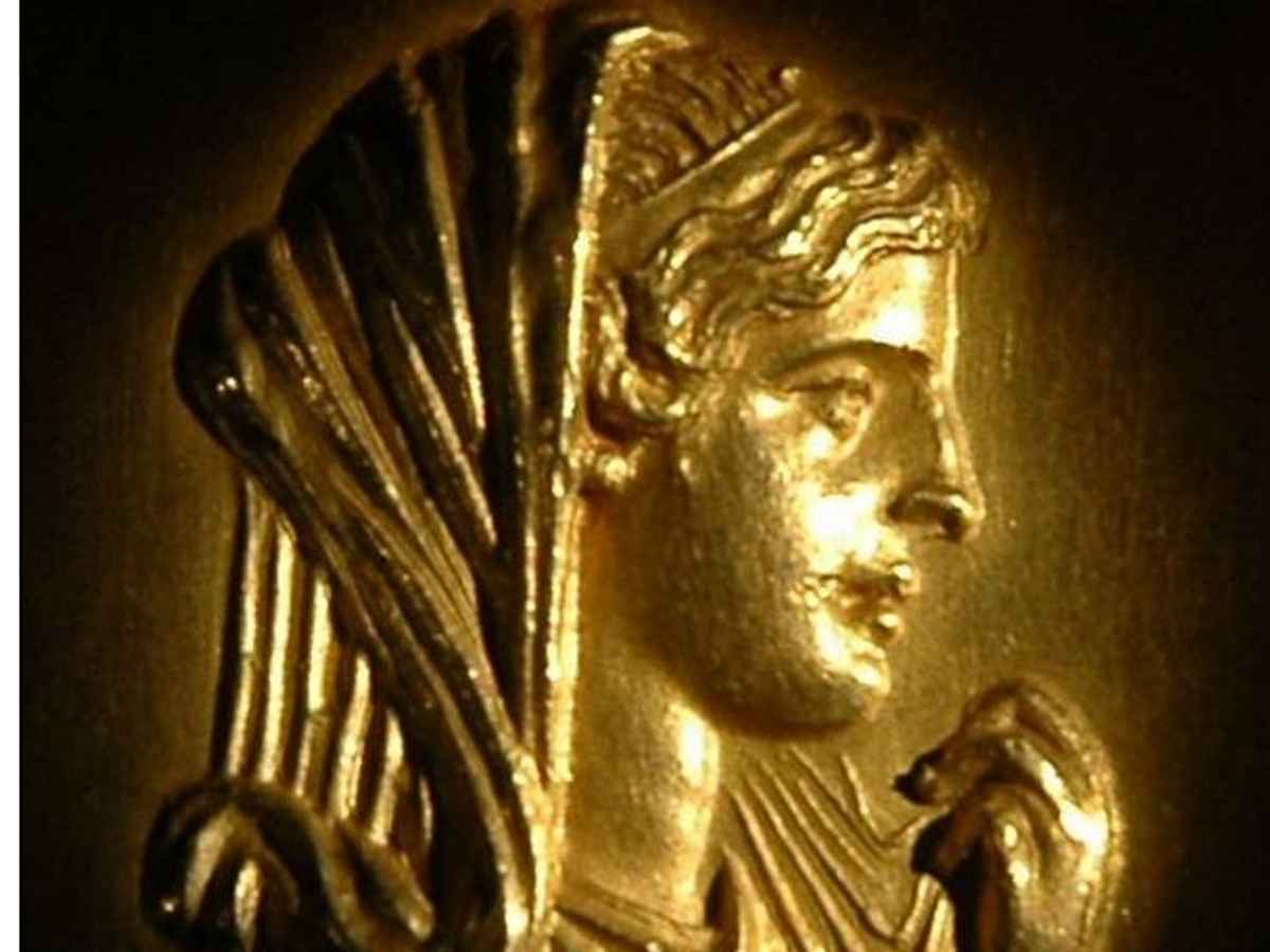 Portrait of Olympias, mother of Alexander the Great, on ancient medallion, 225-250 AD: Exhibition CE.2017, Archaeological Museum of Thessaloniki