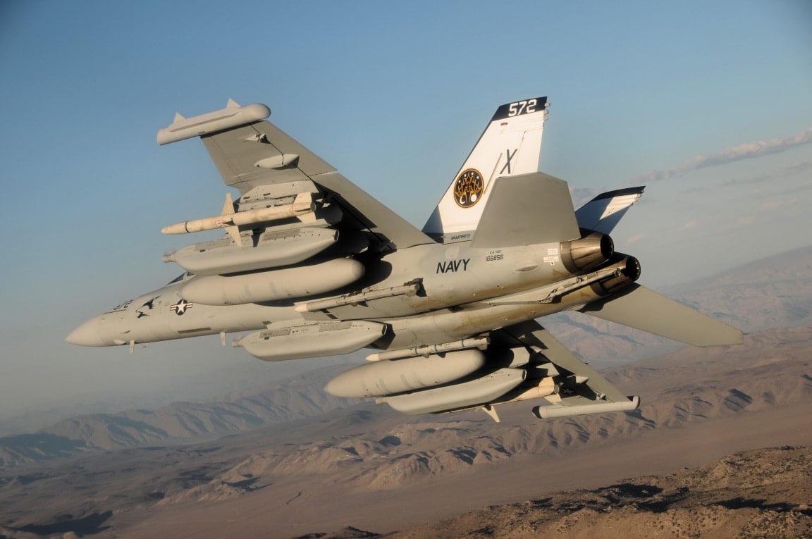 Two F-18 Fighter Jets Collide Mid-Air at Idaho, USA