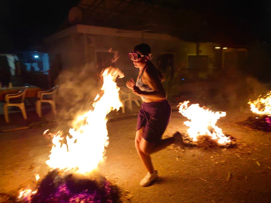 Bonfire Custom Nea Kios