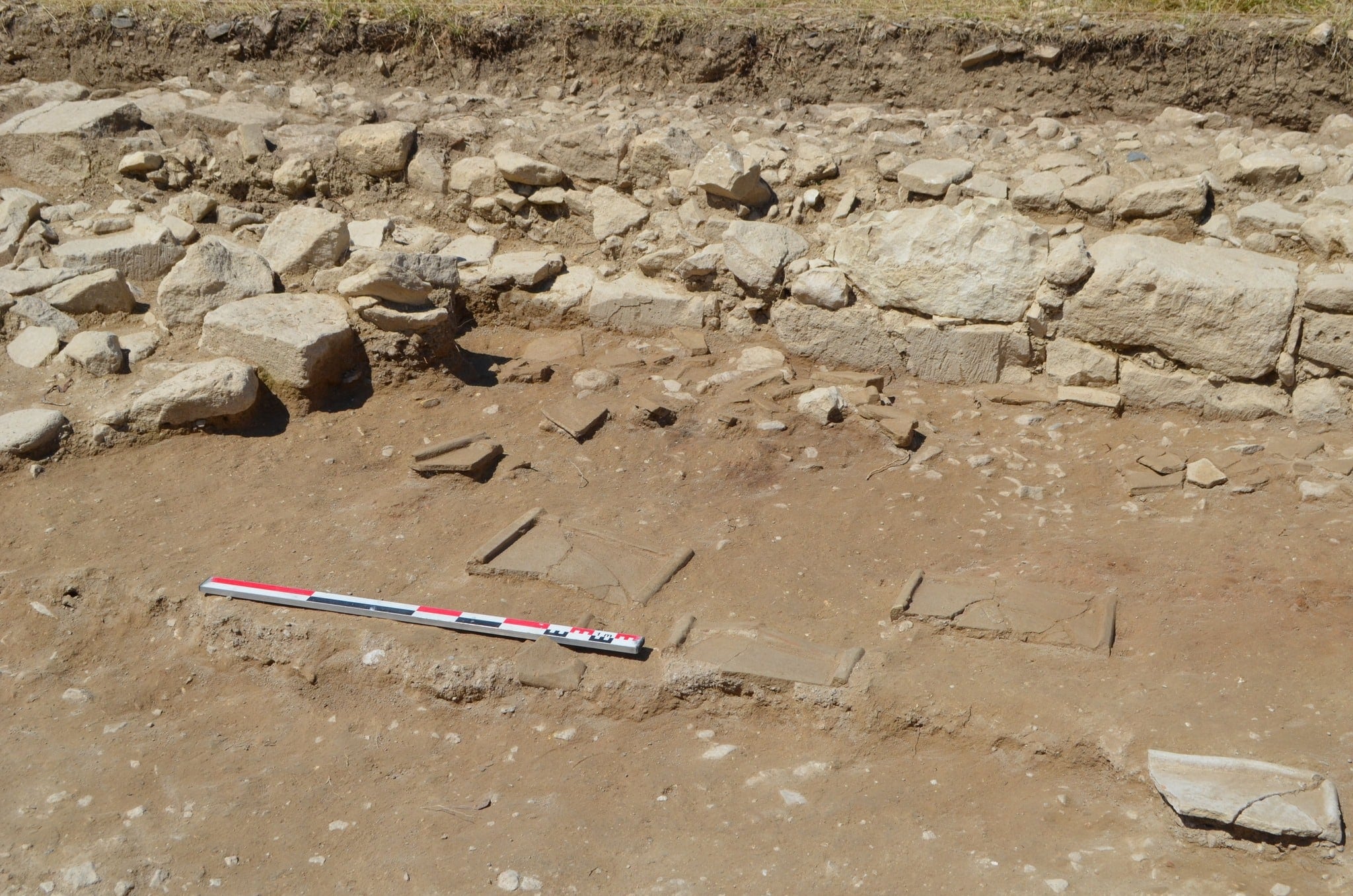 Collapse layer east of the Late Roman wall