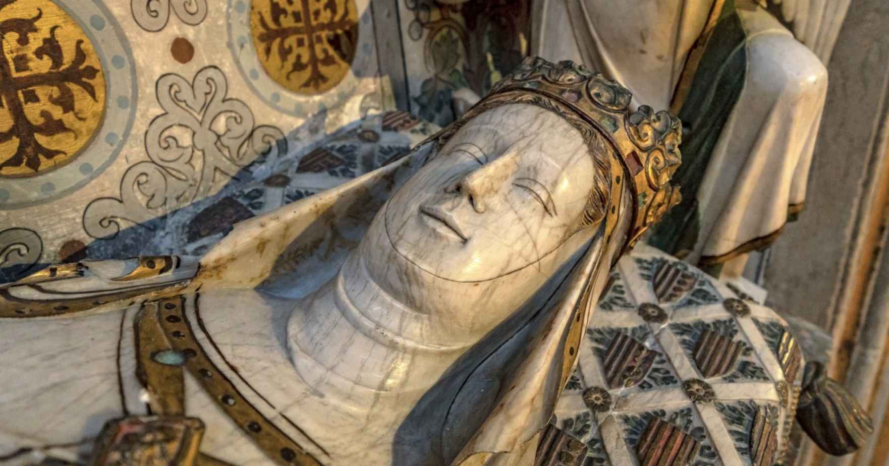 Queen Elisenda Tomb