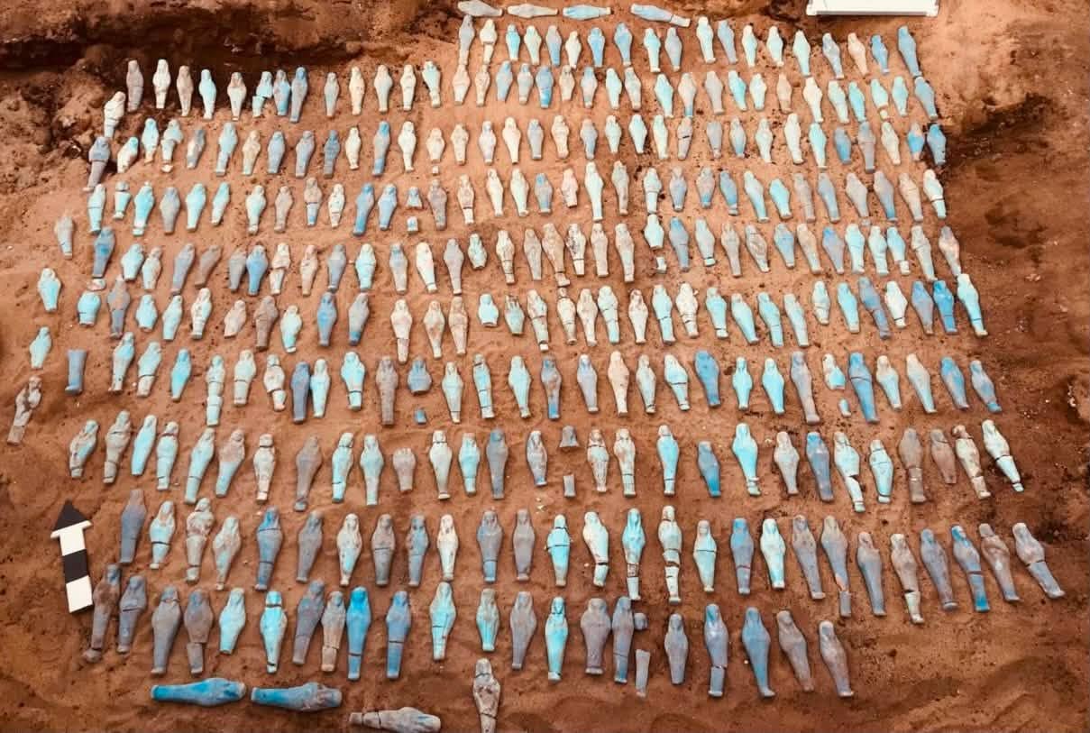 Part of the collection of 560 faience ushabti figurines