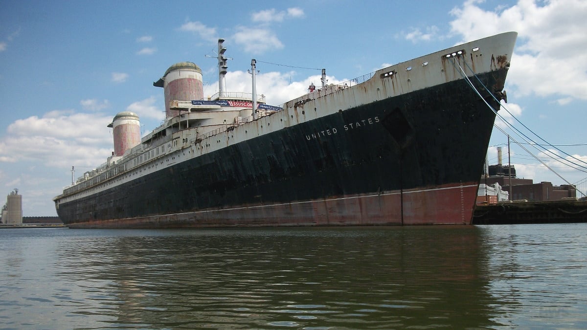 SS United States docked at Pier 82 in Christopher Columbus Boulevard, Philadelphia in 2017