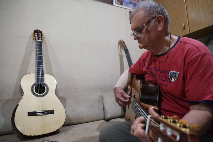 Hand-made classical guitars Greece