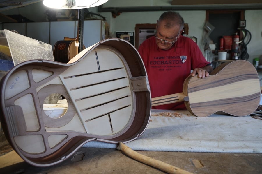 Hand-made classical guitars Greece