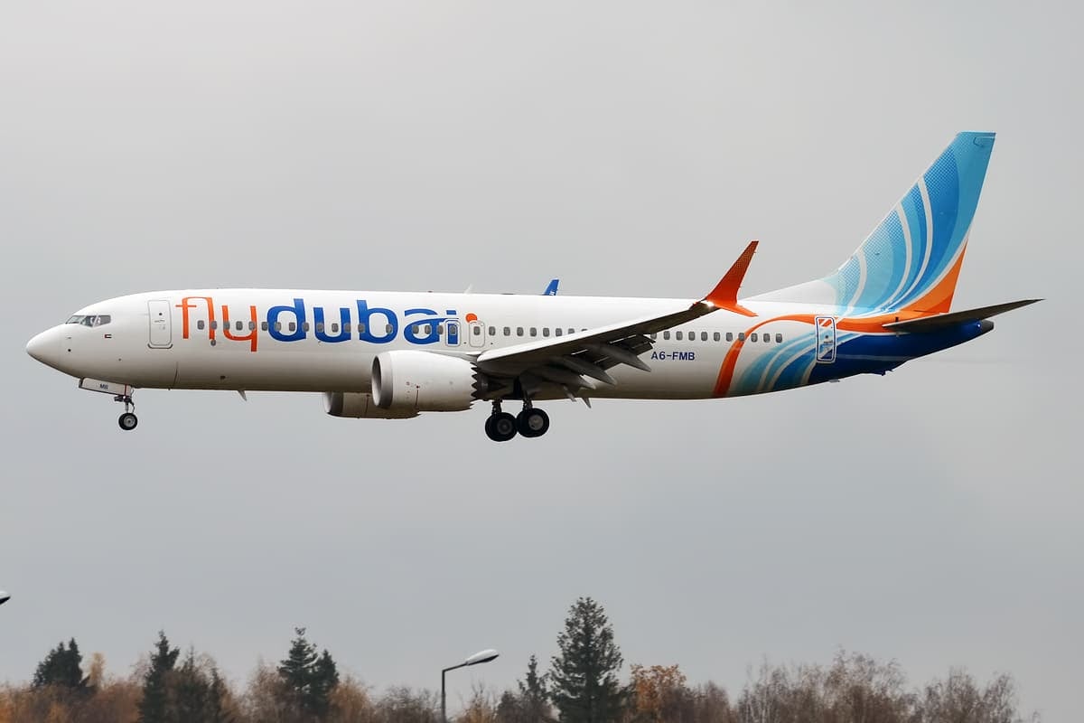 A reported cockpit fight between two pilots forced an Israel-bound flydubai flight to divert to Tabuk, Saudi Arabia