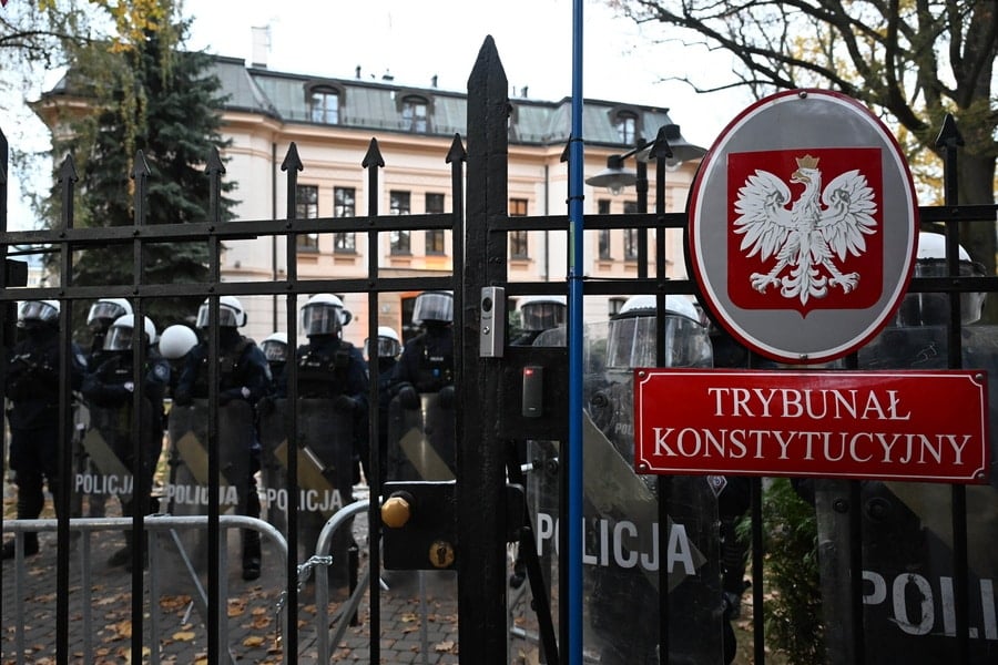 Polish riot police