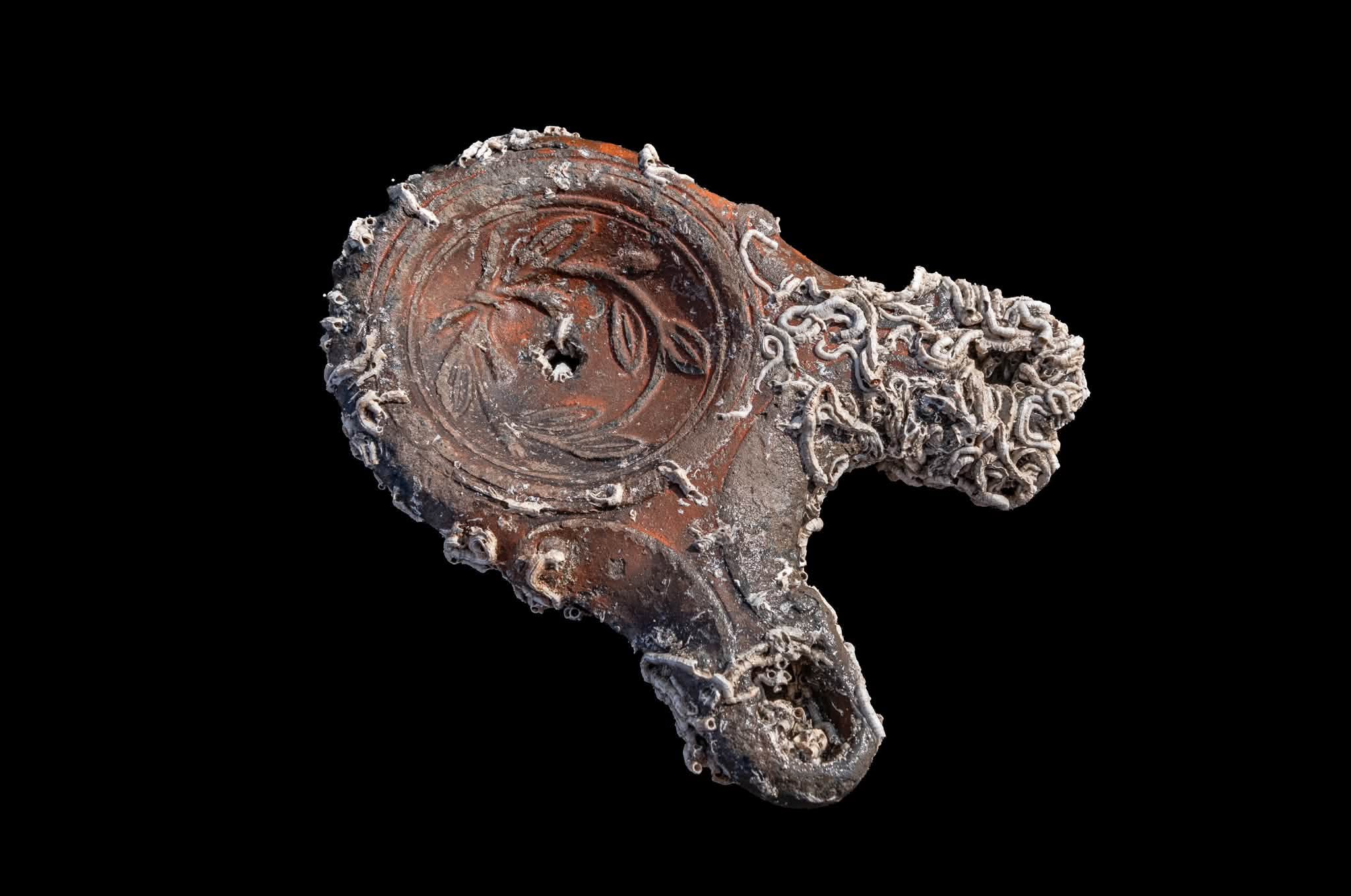 Bronze seal ring recovered from Alexandria’s submerged royal harbor