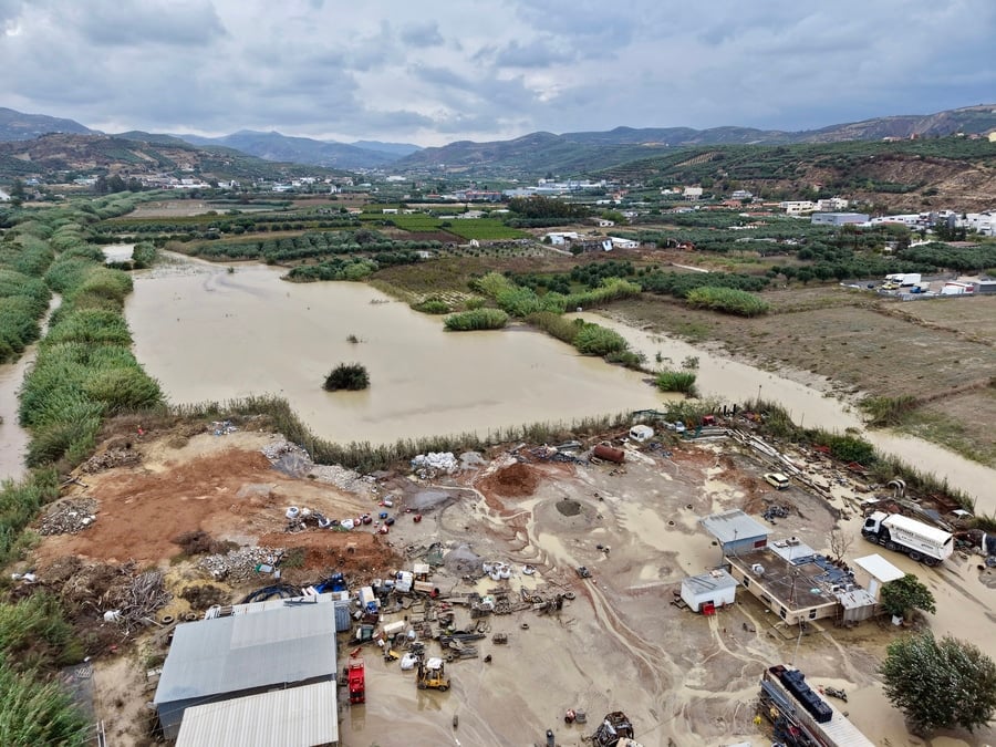 Crete floods
