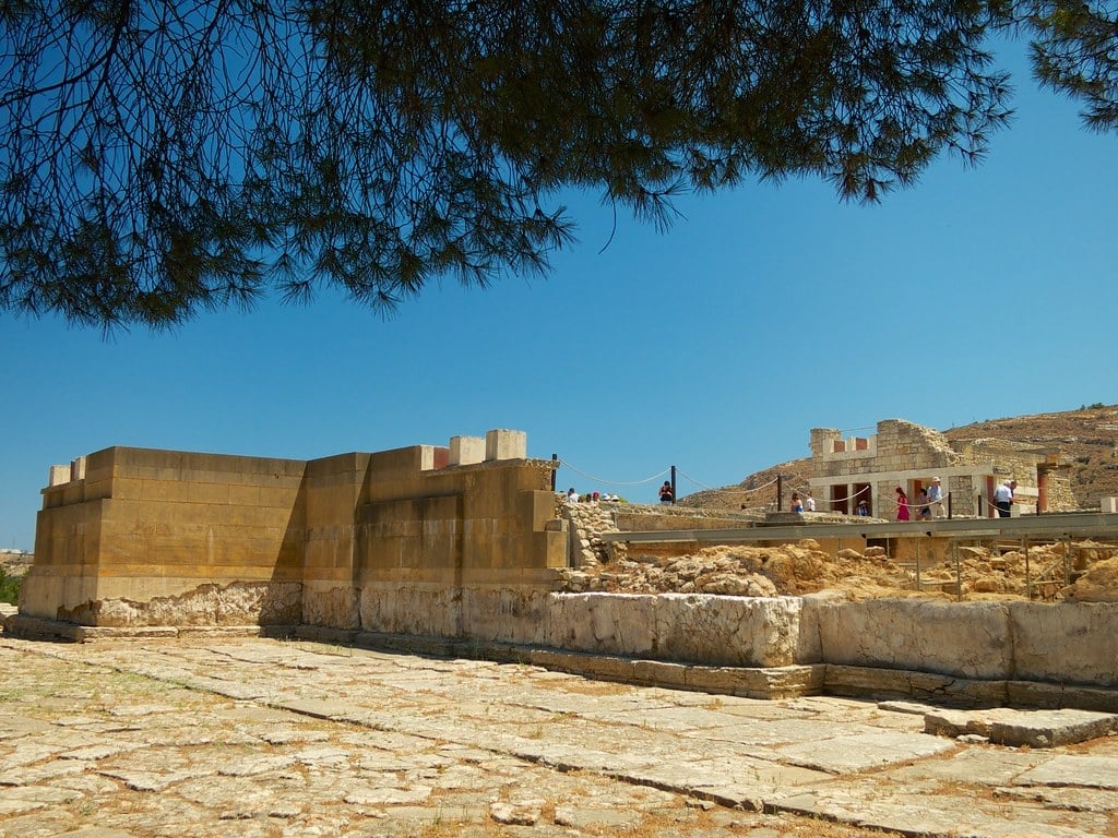 The ancient Minoan ruins at Knossos, Crete, reflect the archaeological heritage that American archaeologist and philanthropist Malcolm Wiener helped preserve and study for more than five decades. Photo: Ania Mendrek/Flickr, CC BY-ND 2.0