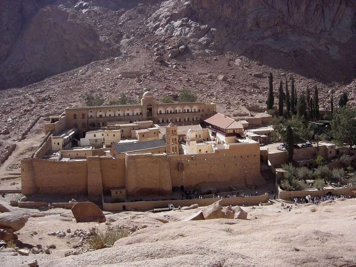 The historic Saint Catherine's Monastery at the foot of Mount Sinai in Egypt. (Photo: Gérard Janot/Wikimedia Commons, CC BY-SA 3.0)