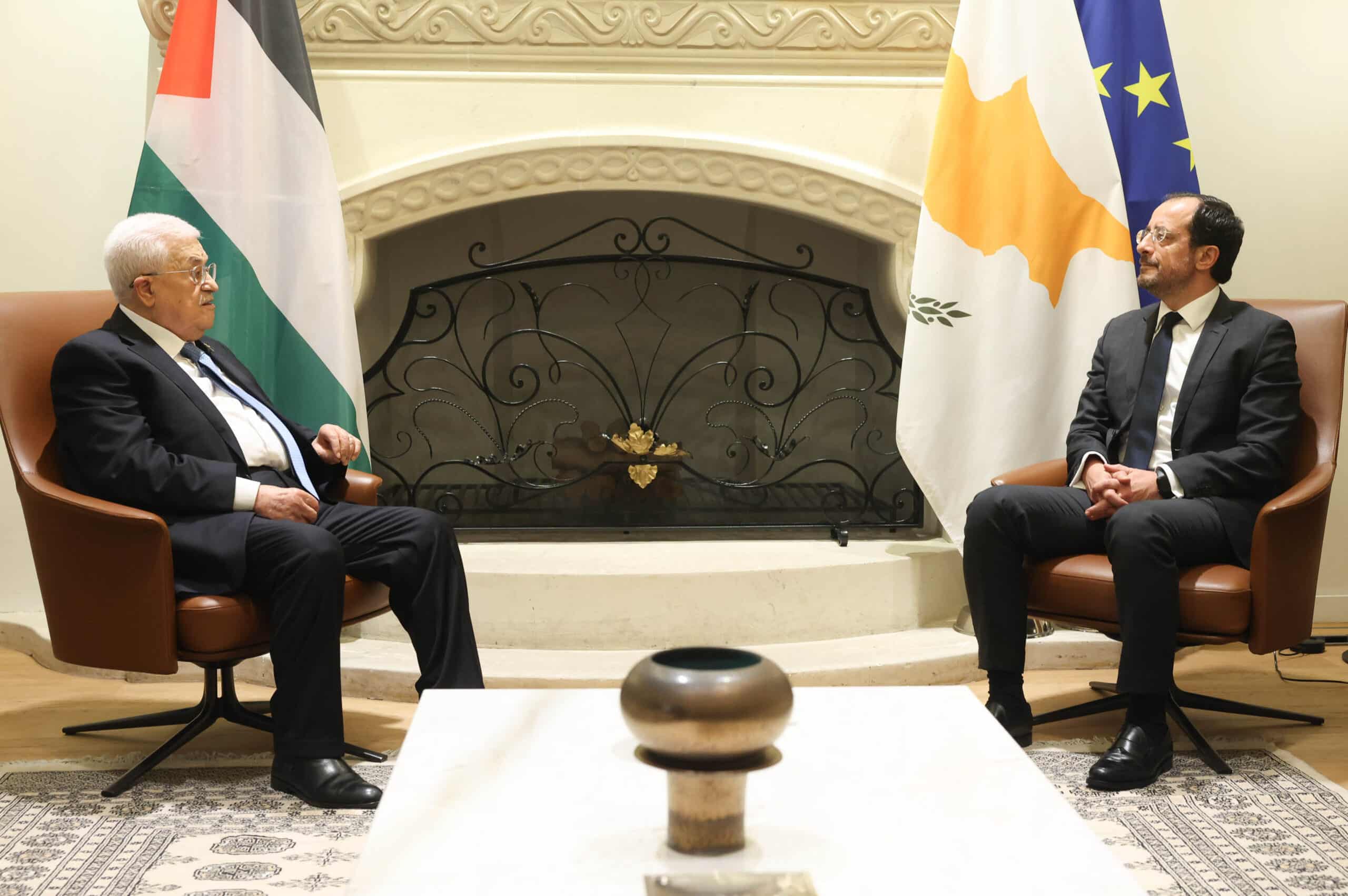 The President of the Republic of Cyprus, Mr Nikos Christodoulides, at a meeting with the President of the State of Palestine, Mr Mahmoud Abbas